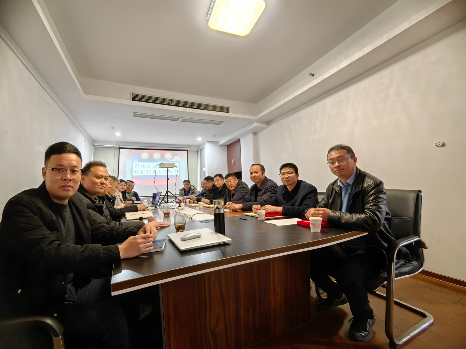 1711941678817124.jpg 1711941678817124.jpg